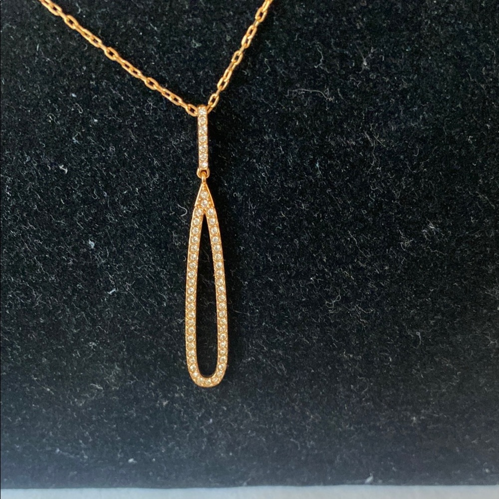 Elegant Gold Pendant Necklace Swarovski